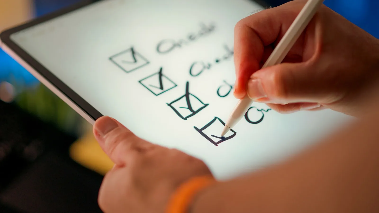 A to-do list being ticked off, one line at a time